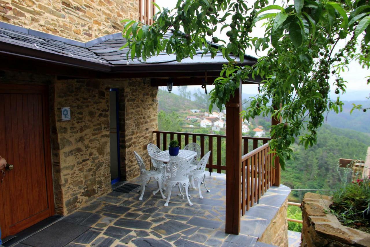 Quinta Do Caramulo Guest House Oliveira do Hospital Exterior photo